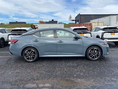New 2025 Nissan Sentra SR w/ SR Premium Package image 2