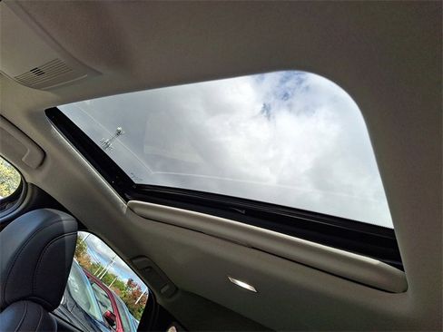 Used 2023 MAZDA CX-30 AWD 2.5 S w/ Premium Package image 11