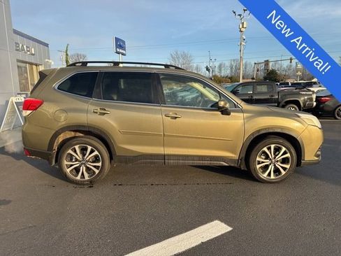 Used 2023 Subaru Forester Limited image 8