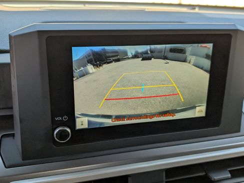 Used 2025 Toyota Tacoma 4x4 Double Cab image 6