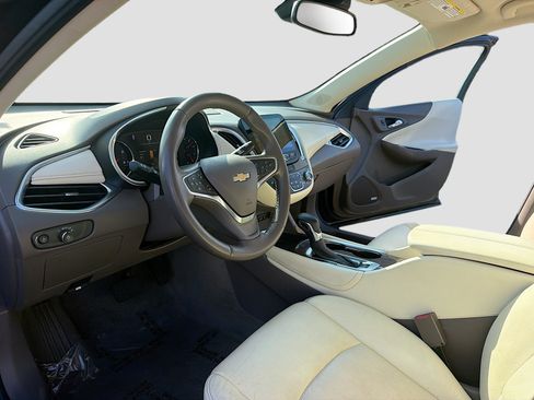 Used 2024 Chevrolet Malibu LT FWD image 4