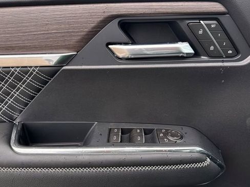 New 2026 GMC Acadia Denali w/ Super Cruise Package image 11