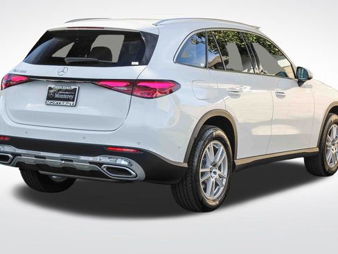 Used 2025 Mercedes-Benz GLC 300 image 8