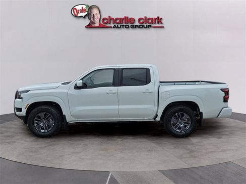 New 2026 Nissan Frontier SV image 3