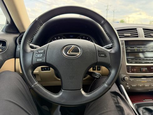 Used 2007 Lexus IS 250 image 26