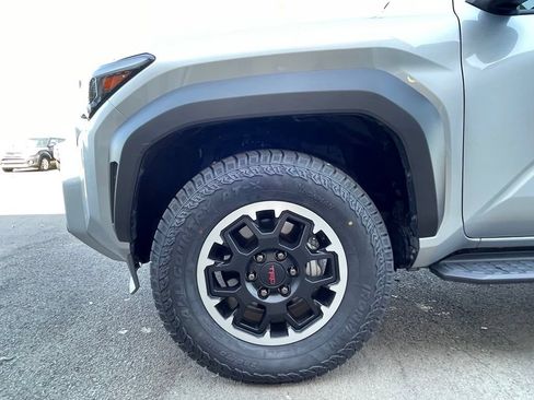 Used 2025 Toyota 4Runner TRD Off-Road Premium w/ Tow Technology Package AWD/4WD image 35