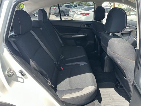 Used 2016 Subaru Crosstrek 2.0i Premium image 18