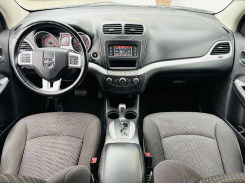 Used 2016 Dodge Journey SE w/ Flexible Seating Group FWD image 12