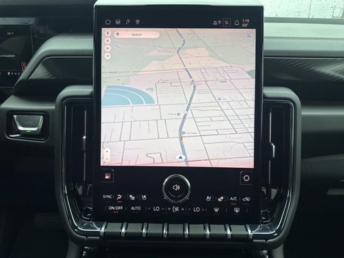 New 2026 GMC Yukon AT4 w/ AT4 Premium Plus Package AWD/4WD image 10