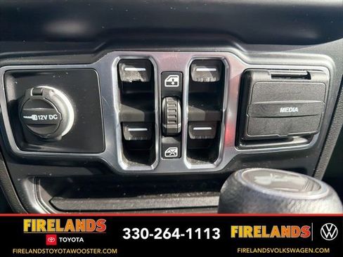 Used 2021 Jeep Wrangler Unlimited Sport image 35