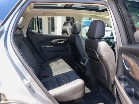 Used 2023 GMC Terrain Denali w/ Denali Premium Package AWD/4WD image 32