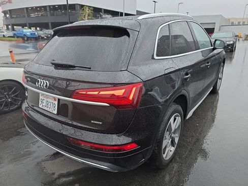 Used 2023 Audi Q5 2.0T Premium w/ Convenience Package image 9