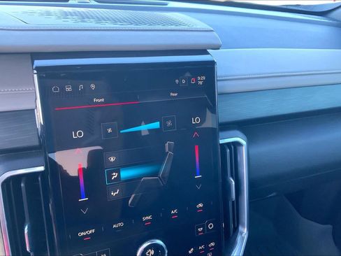 Used 2026 GMC Acadia Elevation w/ Black Edition FWD image 33