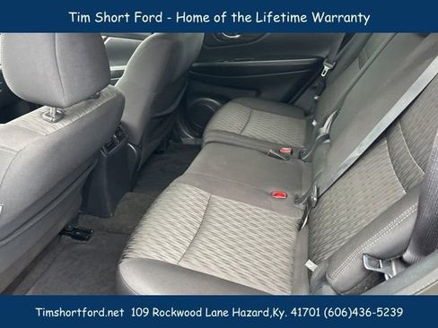 Used 2020 Nissan Rogue SV image 9