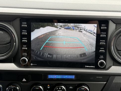 Certified 2022 Toyota Tacoma TRD Sport image 28