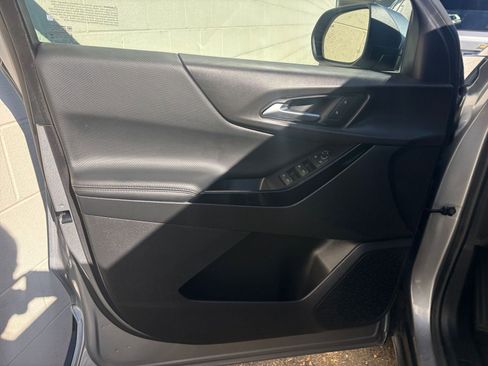 Used 2025 Chevrolet Equinox LT image 20