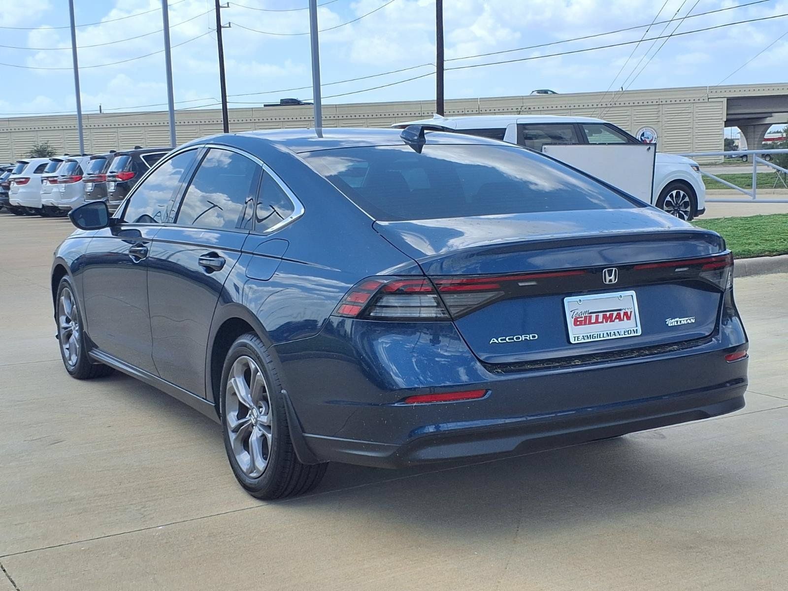 Used 2024 Honda Accord EX image 2