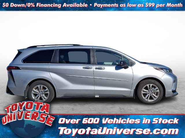 Used 2023 Toyota Sienna XSE w/ XSE Plus Package AWD/4WD image 7