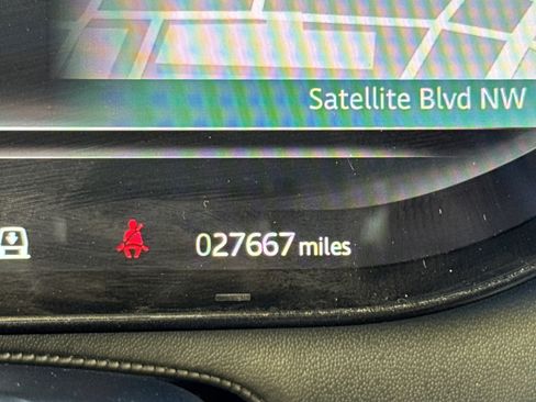 Used 2022 Land Rover Range Rover SE image 22