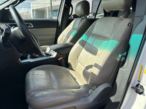 Used 2015 Ford Explorer XLT w/ Equipment Group 202B image 24