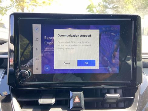 Used 2025 Toyota Corolla SE FWD image 22