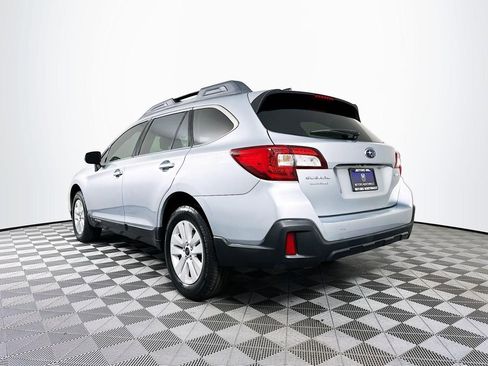 Used 2019 Subaru Outback 2.5i Premium image 22