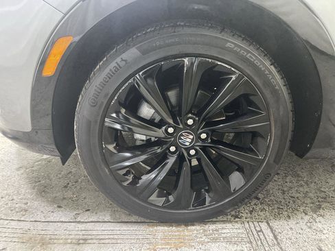 Used 2025 Buick Envista Sport Touring w/ Experience Buick Package image 10