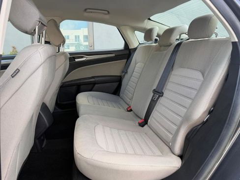 Used 2020 Ford Fusion S image 22