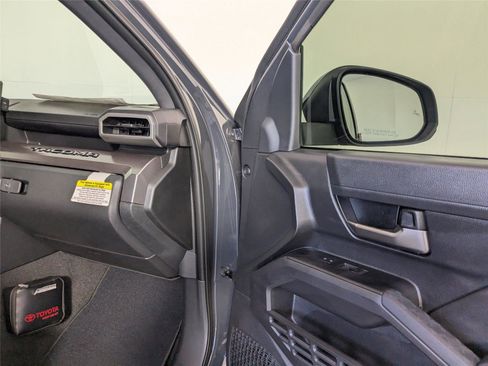 New 2025 Toyota Tacoma TRD Sport image 3