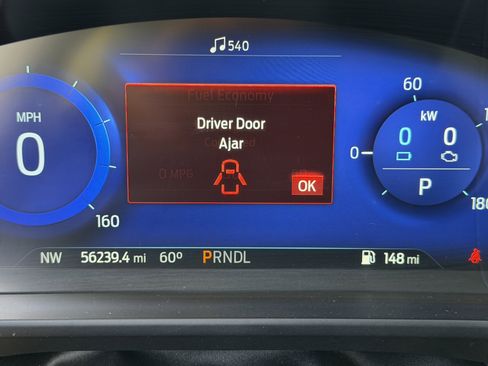 Used 2020 Ford Escape Titanium image 14