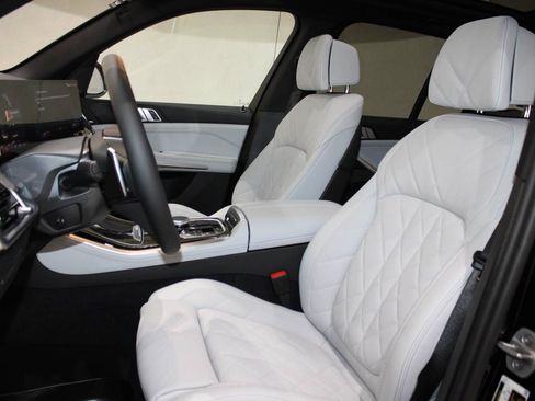 Used 2026 BMW X5 sDrive40i RWD image 13