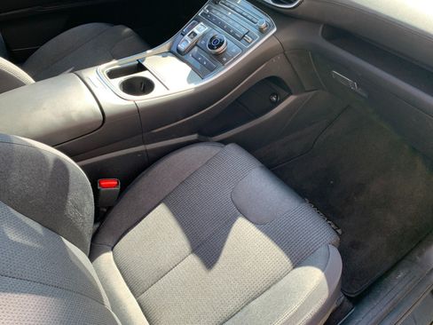 Used 2023 Hyundai Santa Fe SEL AWD/4WD image 40