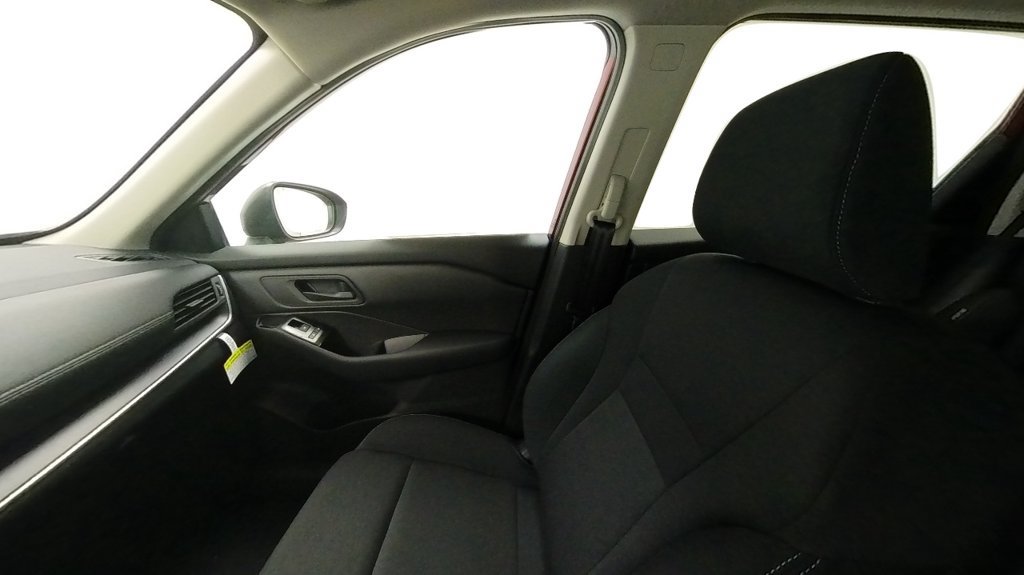 Certified 2024 Nissan Rogue S AWD/4WD image 13