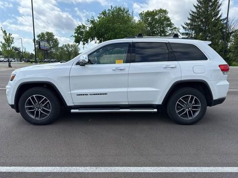 Used 2019 Jeep Grand Cherokee Limited w/ Luxury Group II AWD/4WD image 3