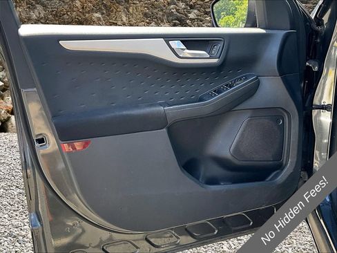Used 2020 Ford Escape SE AWD/4WD image 19