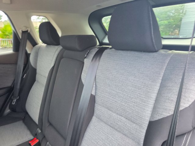 Used 2021 Nissan Rogue SV FWD image 13