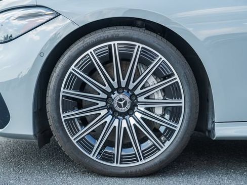 Used 2025 Mercedes-Benz CLE 450 4MATIC Coupe image 17
