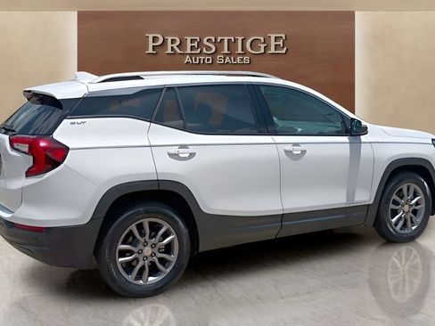 Used 2023 GMC Terrain SLT FWD image 35