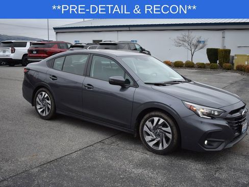 Used 2025 Subaru Legacy Limited image 6