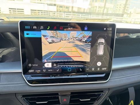 New 2026 Volkswagen Tiguan SE R-Line image 23