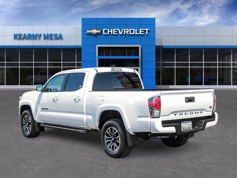 Used 2023 Toyota Tacoma TRD Sport AWD/4WD image 6