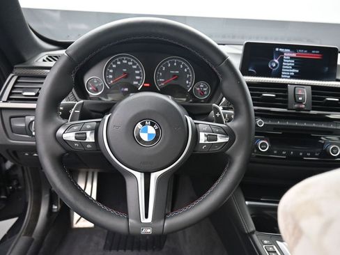 Used 2015 BMW M4 Convertible image 16