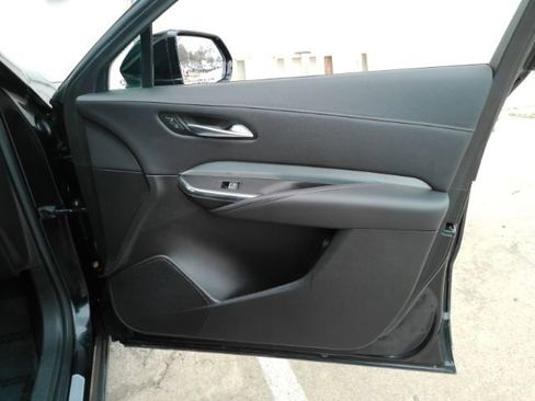 Used 2019 Cadillac XT4 Premium Luxury image 19