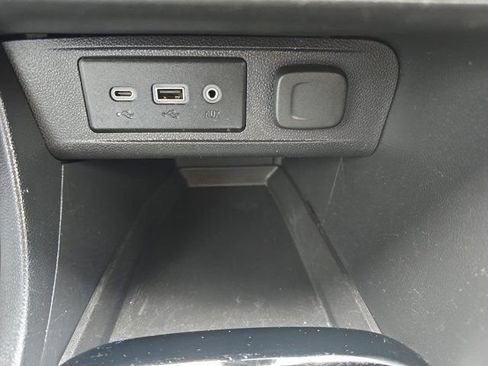 Used 2023 Buick Encore GX Select FWD image 30