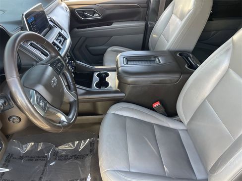 Used 2021 Chevrolet Suburban Z71 w/ Z71 Off-Road Package image 21