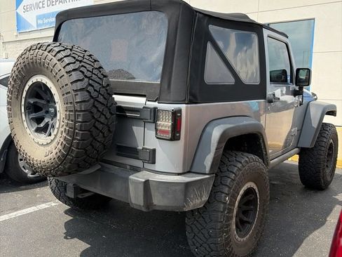 Used 2013 Jeep Wrangler Rubicon w/ PWR Convenience Group AWD/4WD image 7