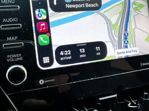 Used 2016 Lexus RX 450h AWD image 6