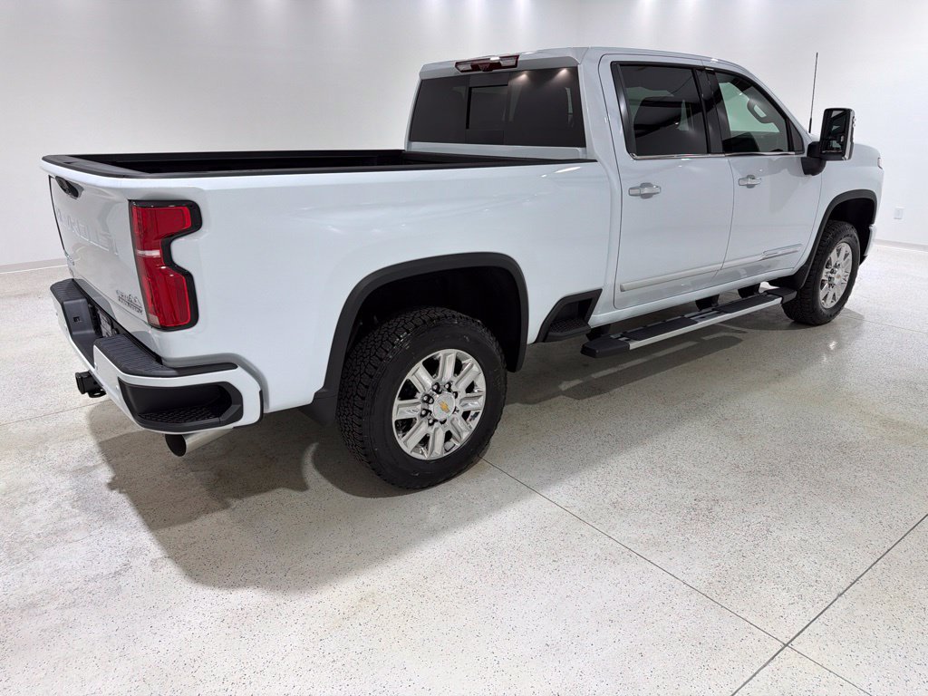 New 2026 Chevrolet Silverado 2500 High Country w/ Technology Package AWD/4WD image 5