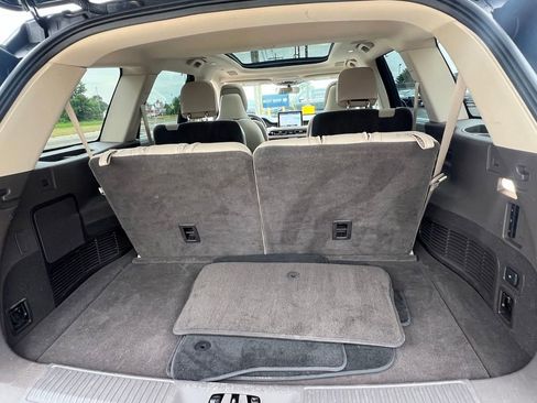 Used 2023 Lincoln Aviator Reserve w/ Equipment Group 201A image 18