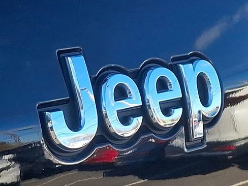 Used 2023 Jeep Grand Cherokee L Overland AWD/4WD image 31